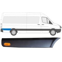 Moldura lateral guardabarros con lámpara para Volkswagen Crafter 2005-2017 / Derecho / Conjunto 13995