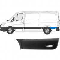 Moldura lateral guardabarros trasero detrás de la rueda para Mercedes Sprinter 2006- / Izquierda 7226