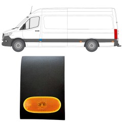 Moldura lateral con lámpara para Mercedes Sprinter 2018- / Izquierda / Conjunto 12963