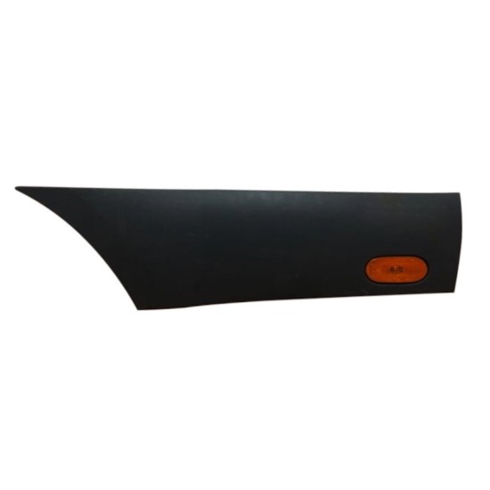 Moldura lateral guardabarros con lámpara para Mercedes Sprinter 2018- / Izquierda / Conjunto 16647