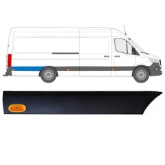 Moldura lateral guardabarros trasero con lámpara para Mercedes Sprinter 2018- / Derecho / Conjunto 12970