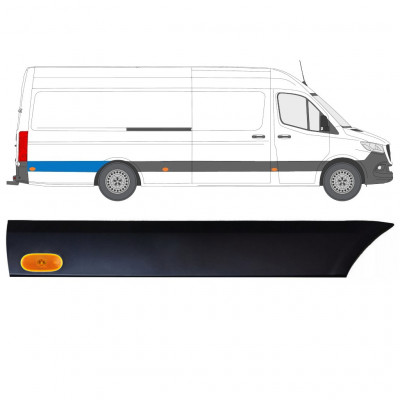 Moldura lateral guardabarros trasero con lámpara para Mercedes Sprinter 2018- / Derecho / Conjunto 12970