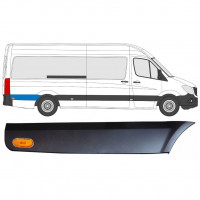 Moldura lateral guardabarros con lámpara para Mercedes Sprinter 2006- / LWB / Derecho / Conjunto 9058