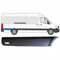 Moldura lateral guardabarros trasero detrás de la rueda para Mercedes Sprinter 2006- / LWB / Derecho 8028